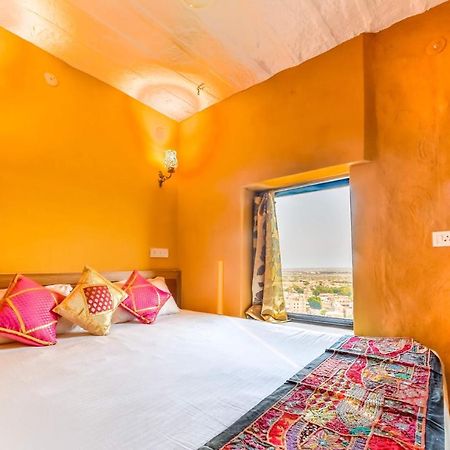 Mud Mirror Guesthouse Джайсалмер Екстер'єр фото