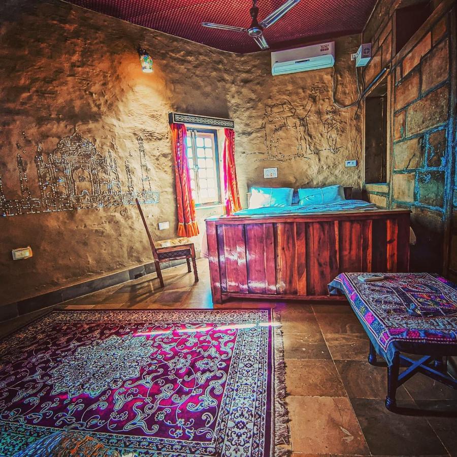 Mud Mirror Guesthouse Джайсалмер Екстер'єр фото