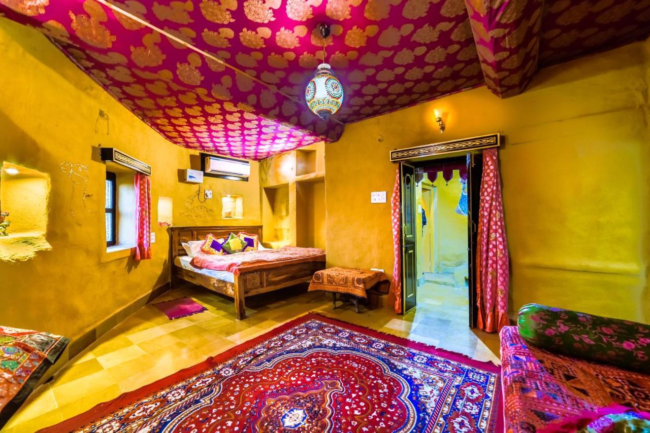 Mud Mirror Guesthouse Джайсалмер Екстер'єр фото