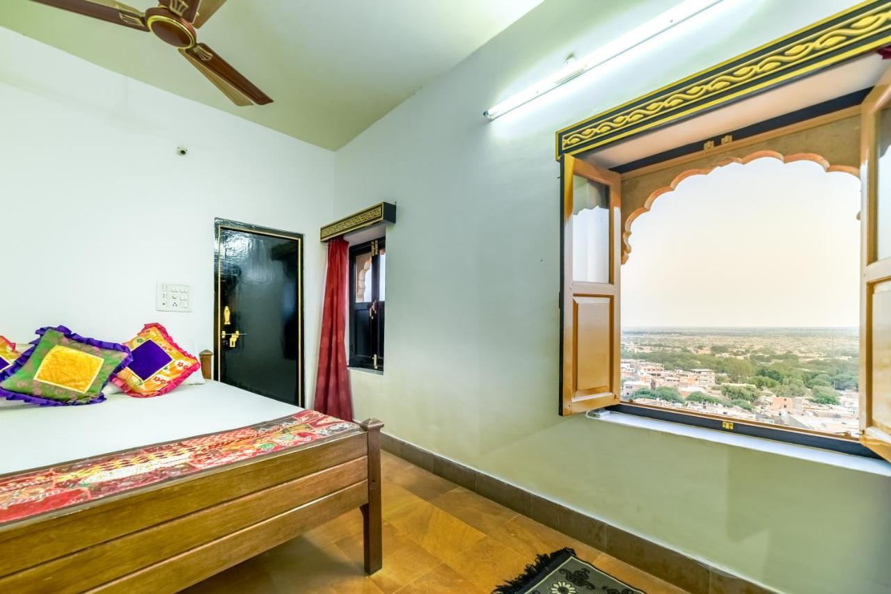 Mud Mirror Guesthouse Джайсалмер Екстер'єр фото